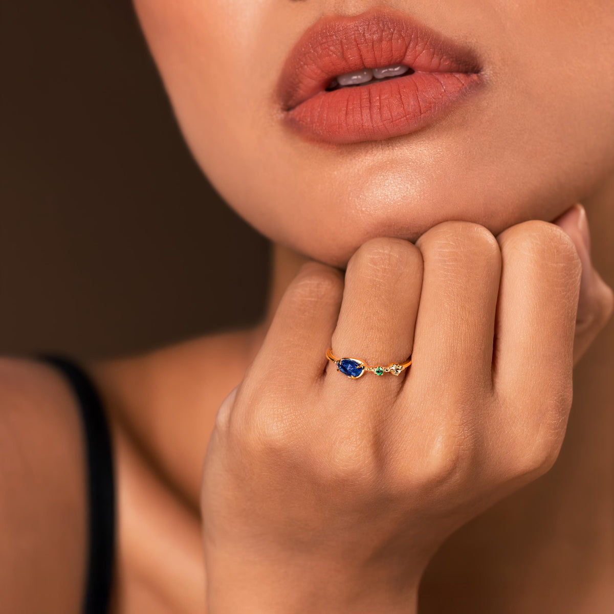 Unique Cluster Stacking Ring