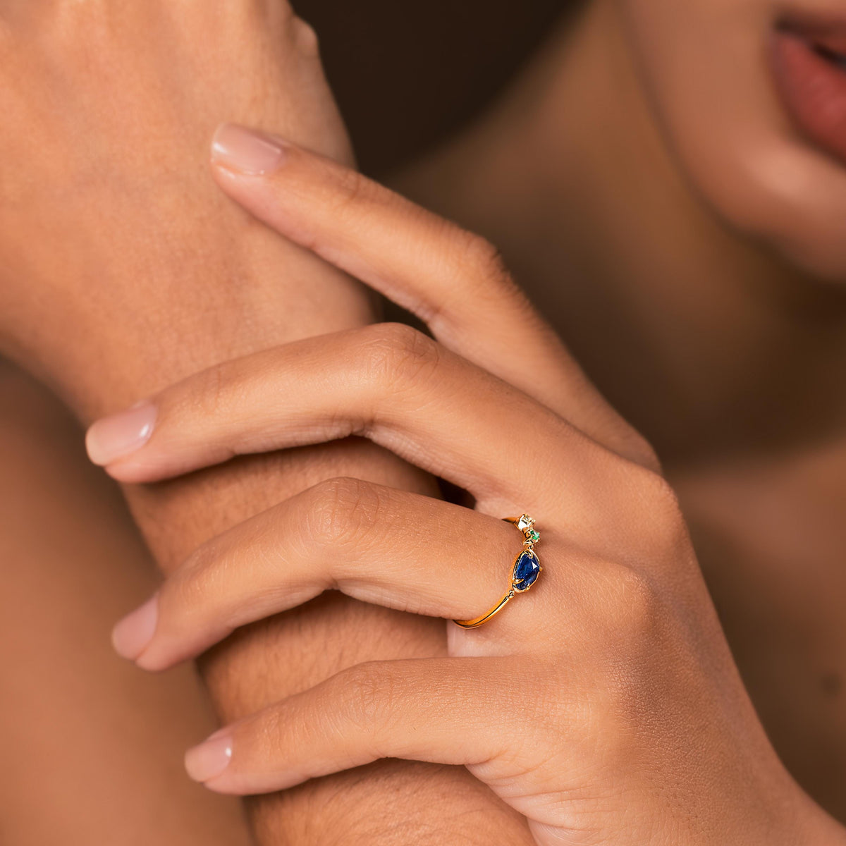 Unique Cluster Stacking Ring