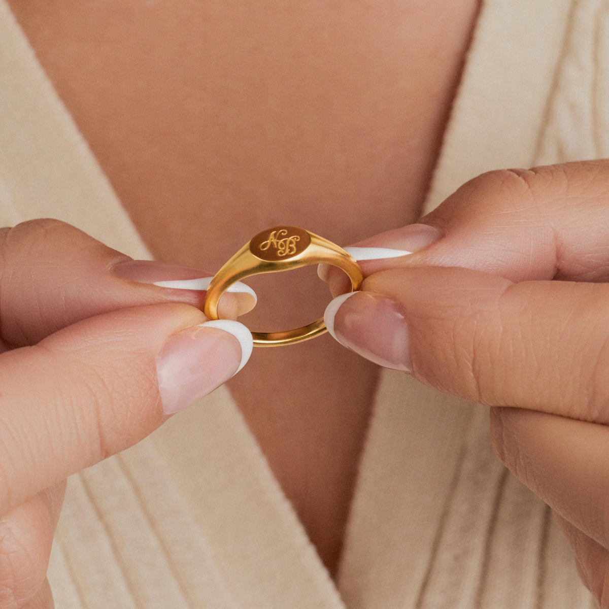 Personalized Oval Signet Ring