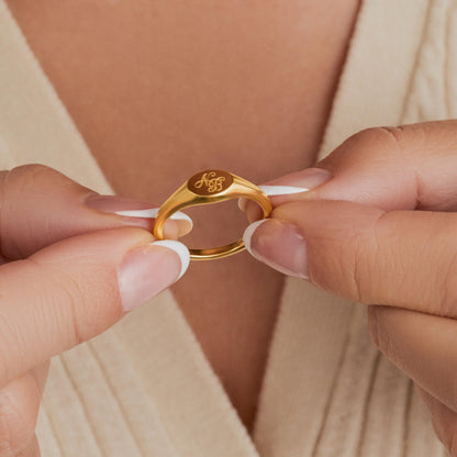 Personalized Oval Signet Ring