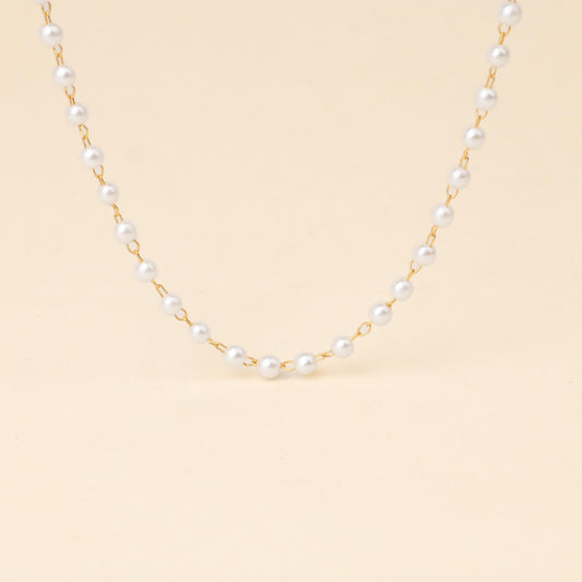 Dainty Pearl Necklace