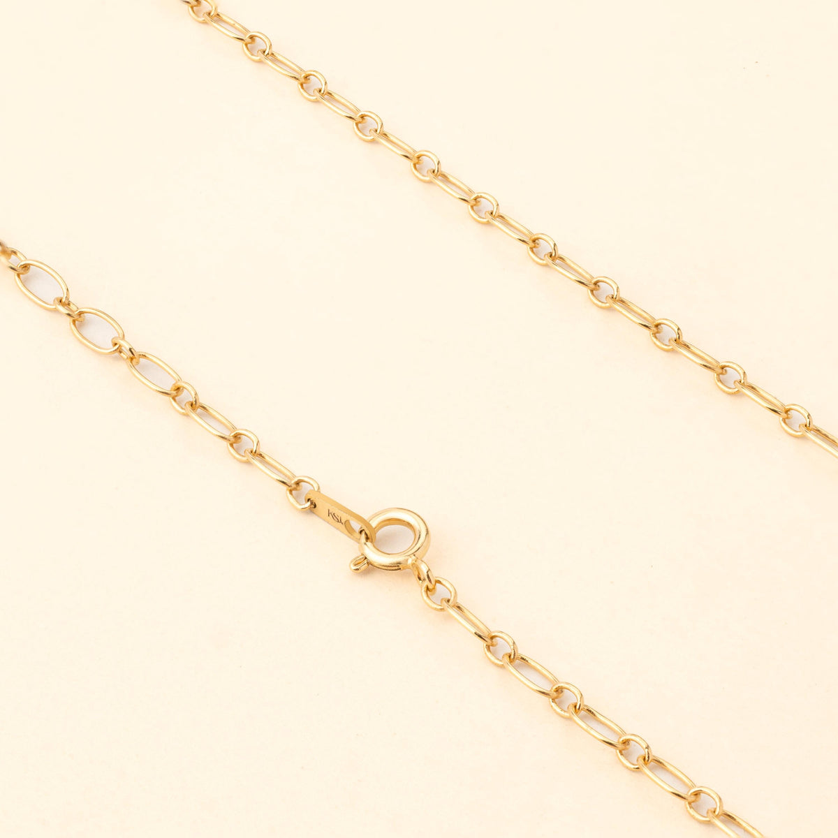 Elongated Oval Link Chain Necklace