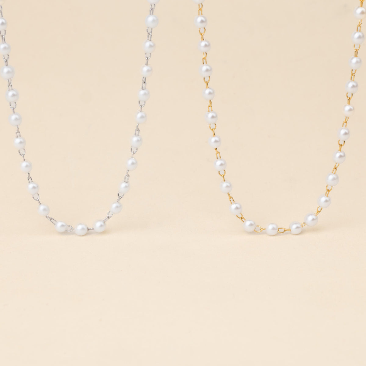 Dainty Pearl Necklace