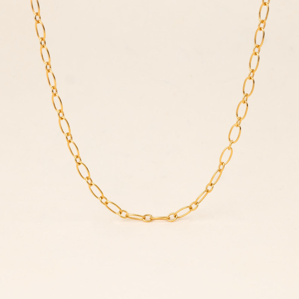Elongated Oval Link Chain Necklace