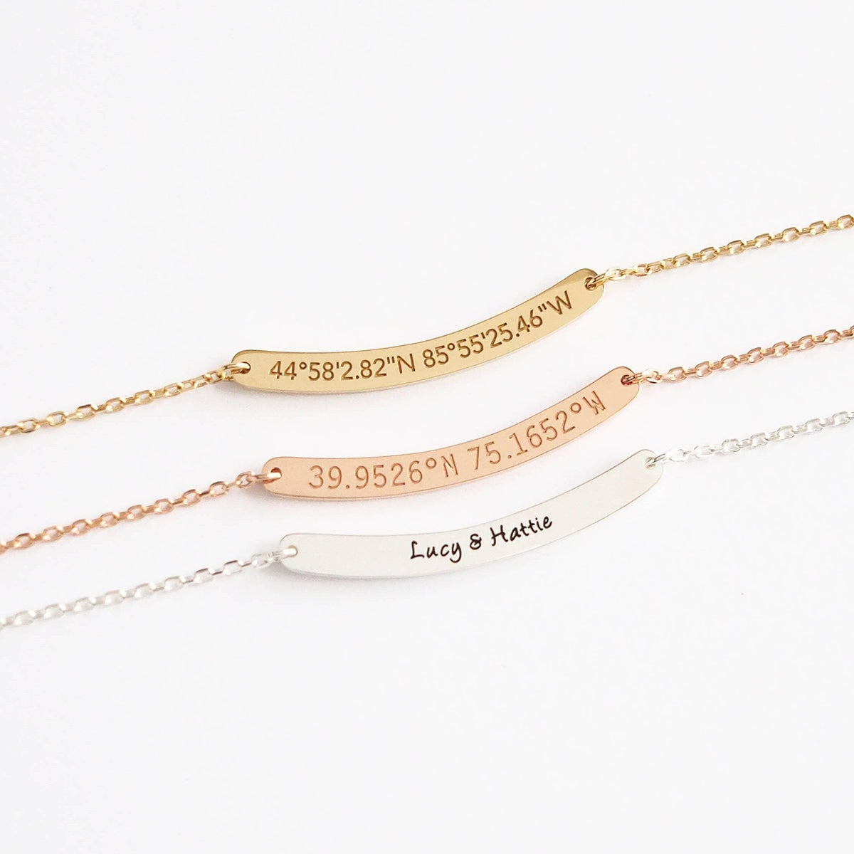 Curved Bar Necklace